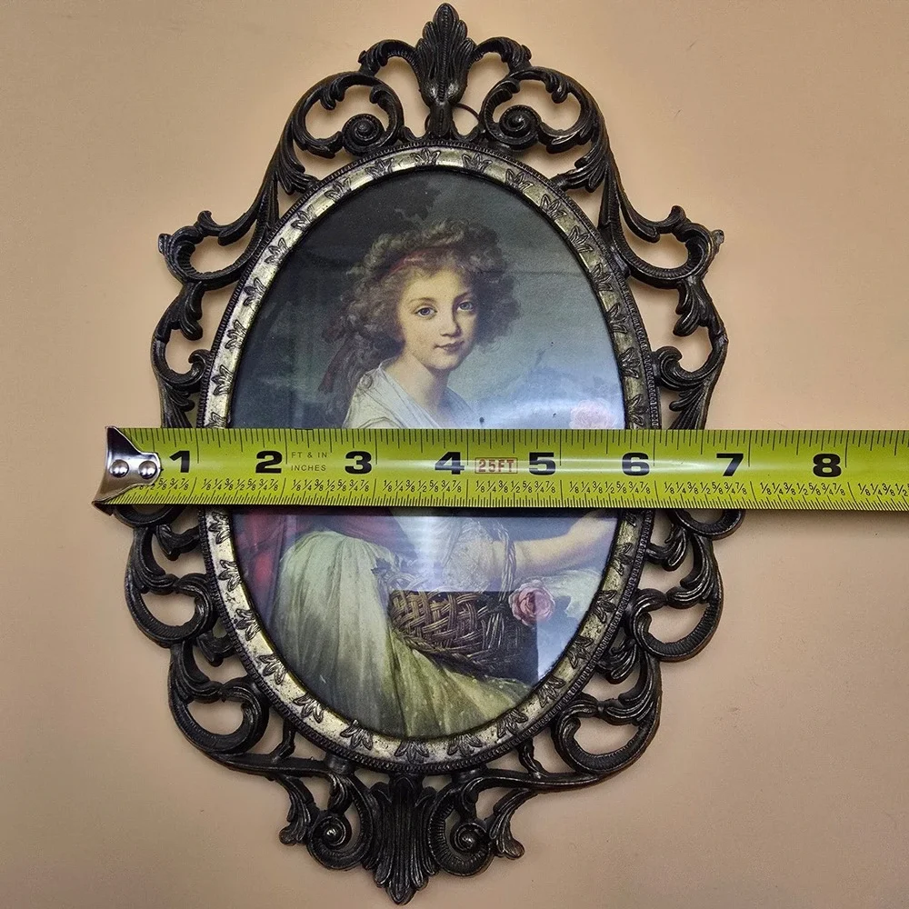 Unbranded beautiful vintage